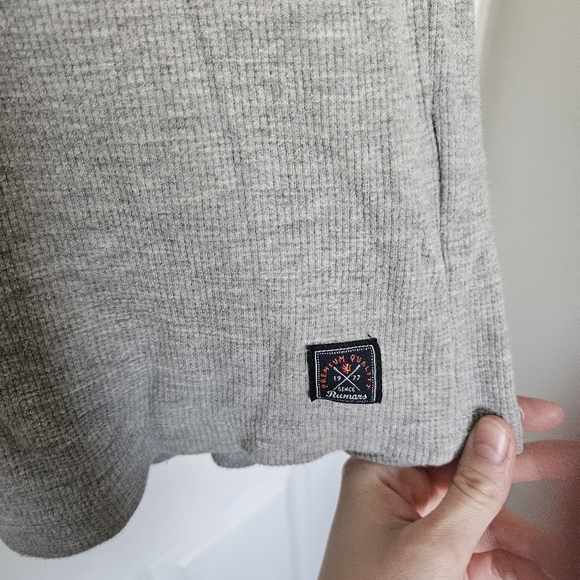 Grey Henley waffle knit long sleeve shirt - Picture 2 of 9